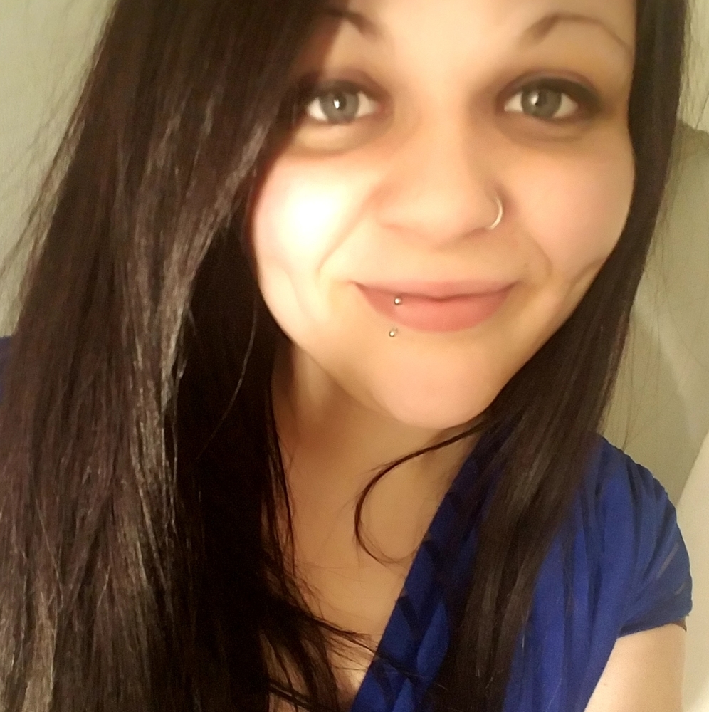 Meet your Posher, Avorie